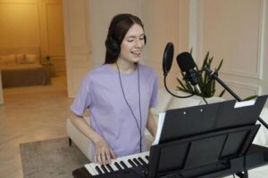 ピアノ弾き語り